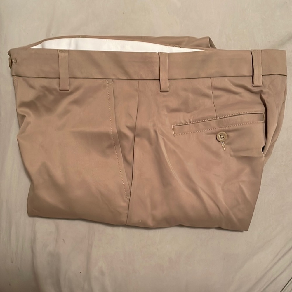 Men’s Classic Fit Pants